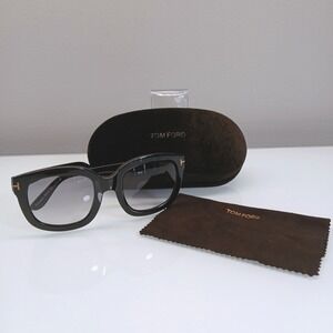 Tom Ford Women Sunglasses Black Acetate Oversize Retro Old Hollywood Glam Luxury